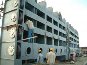 03 尼爾基水利樞紐工程溢洪道7.7×11.47-44m平面檢修閘門安裝1